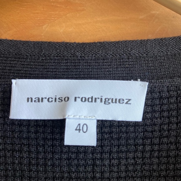 narciso rodriguez cropped white and black knit sweater-like new - Picture 2 of 5